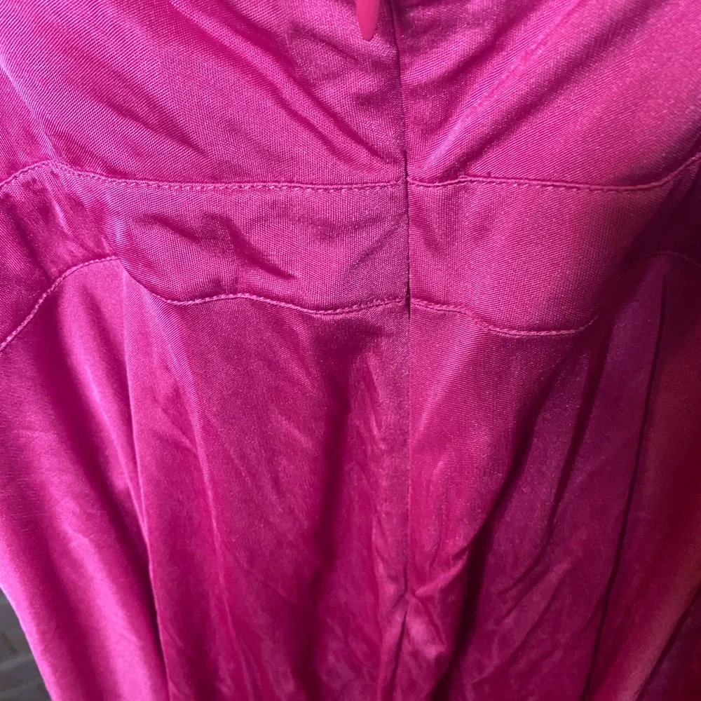 BCBGMaxAzria Fuchsia Accordion Pleated Top: Size Small with Tie Detail - Picture 6 of 6